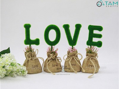Bộ cây chữ LOVE rêu xanh vải bố