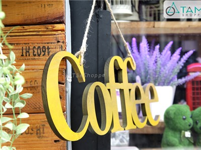 Chữ COFFEE treo cửa