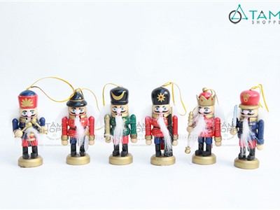 Mô hình chú lính chì bằng gỗ 80