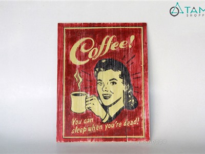 Tranh gỗ Vintage Cô gái cầm ly cafe