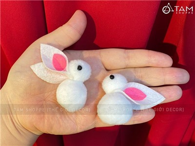 Set 02 con thỏ bông tai hồng handmade gắn lồng đèn TCV-THO-02