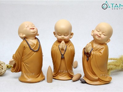 Bộ 03 tượng chú tiểu cầu nguyện an nhiên