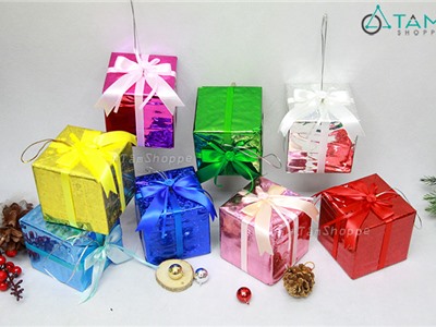 Hộp quà vuông trang trí nhiều màu ĐK9cm X-HQUA-03