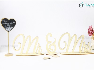 Chữ gỗ MR MRS để bàn gallery trang trí cưới cao 11cm TTC-10
