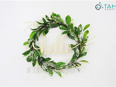 Vòng lá xanh treo cửa phong cách tropical chữ Hello VTC-22