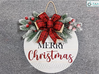 Bảng treo cửa giáng sinh lá PE phủ tuyết nơ đỏ bảng tròn X-BTRC-39