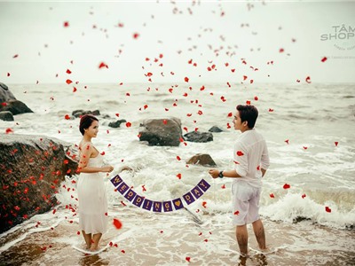 Gợi ý chụp ảnh cưới lãng mạn với đạo cụ đơn giản