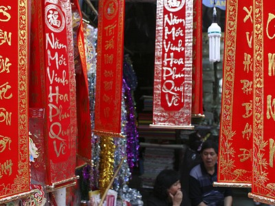 Đồ trang trí đẹp mắt đón Tết về nhà