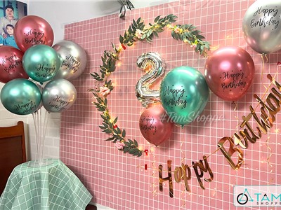 Bộ trang trí sinh nhật Hàn Quốc dây lá bạch đàn hoa hồng phông caro SSNHQ-01