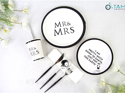 Set đồ giấy trang trí tiệc cưới Mr và Mrs màu trắng đen đơn giản SETDG-02