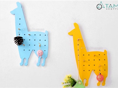 Bảng gỗ đục lỗ treo tường kèm 10 chốt hình lạc đà W-BGĐL-01