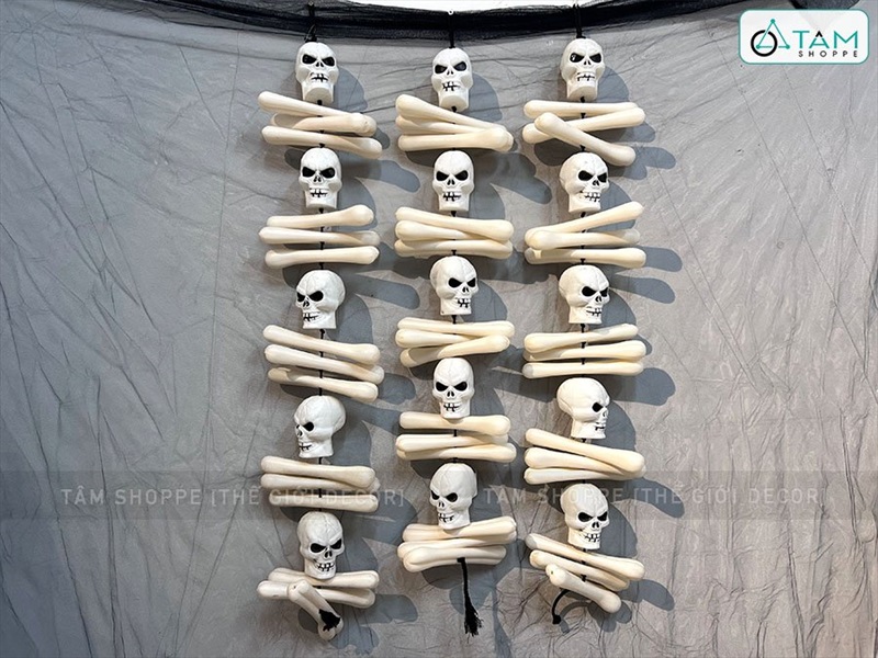 Dây treo Halloween đầu lâu nhựa xương chéo dài 110cm DTR-HLW-03