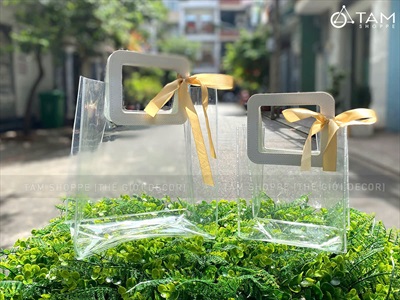 Túi nhựa dẻo trong suốt đựng quà quai vuông [Kèm ruy băng - 2 cỡ] TUIDUNG-06