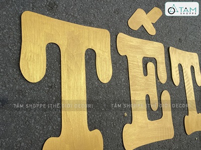 Chữ Tết viết hoa cỡ lớn bằng gỗ cao 70cm [Gỗ nhẹ - Màu sơn mờ] CHUGO-07