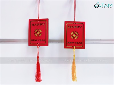 Dây treo Tết thẻ gỗ đỏ đồng tiền 2 lớp Happy New Year [Thủ công - Dày đẹp] PKT-TET-04