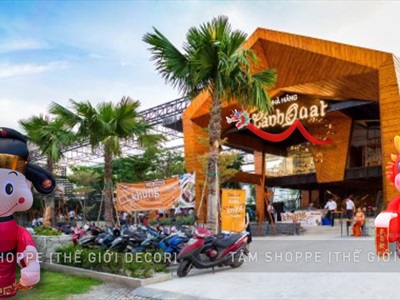 [ORDER 4-6 TUẦN] Mô hình Ông thần tài kiểu đứng bơm hơi tự động tay cầm thỏi vàng cao 2.5m [Vải dày - Bơm xịn] BOMHOI-T-02