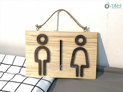 Bảng WC treo cửa icon nam nữ nâu đen nền gỗ tự nhiên BTC-WC-03