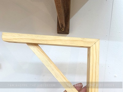 Kệ gỗ treo tường ê ke gỗ vuông góc đơn giản KETUONG-01