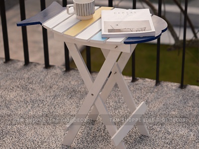 Bàn gỗ hình con cá sọc màu [Cao 60cm - Gấp gọn] BANGHE-03