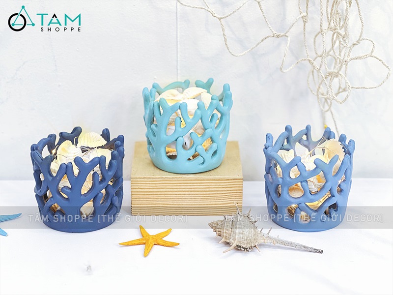 Đế nến san hô kèm đèn led và vỏ sò huyết [Sẵn pin - Led vàng ấm] DENEN-04