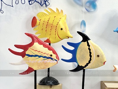 Standee cá gỗ decor để bàn đế cao [Thủ công - Nhiều kiểu] STANDEE-BIEN-01