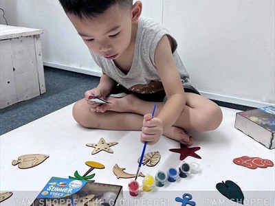 Hộp 10 phụ kiện gỗ tô màu chủ đề mùa hè DIY [Kèm màu + cọ vẽ] SET-DIY-01